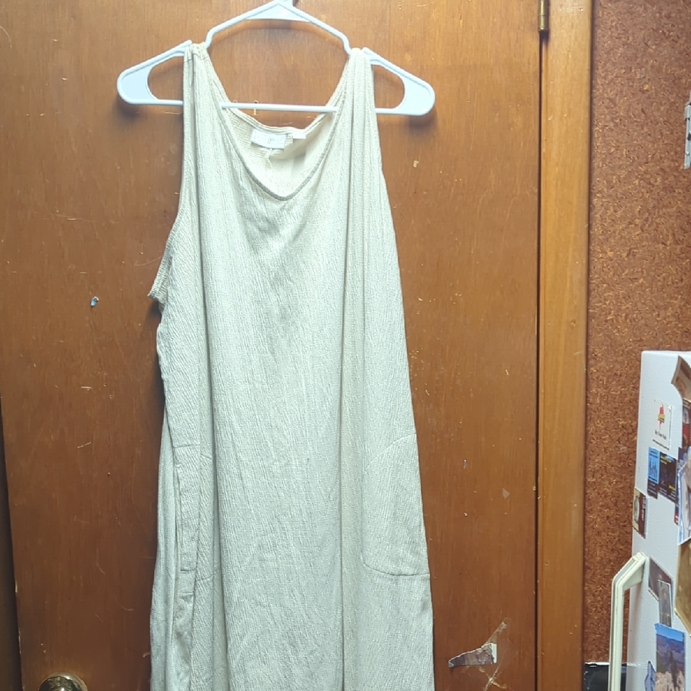 Sleeveless Cream Dress